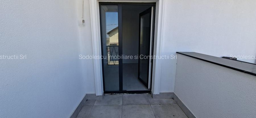 Duplex spatios cu garaj si pereti dublii - 22