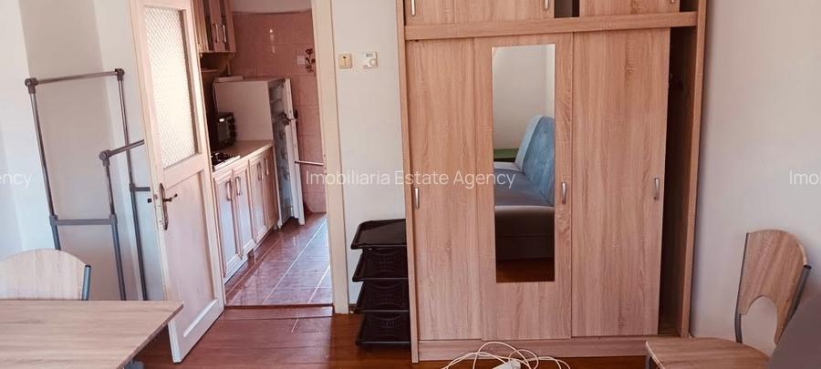 Garsoniera Baba Novac, CENTRALA PROPRIE, mobilată si utilată modern, libera - 3