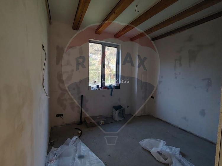 Lux Mediteranean si Intimitate pe 4.000 mp Domeniu Privat Gura Vaii - 7