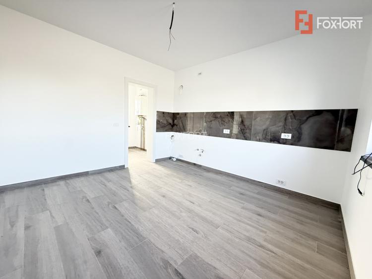 Casa individuala cu 4 camere, situata la drum asfaltat in Sacalaz - 12