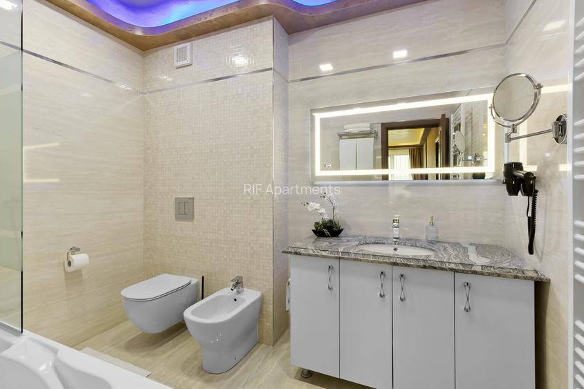 O miscare inteligenta, 2 camere 93 mp cu 2 bai Locatie Premium langa Mall Coresi - 5