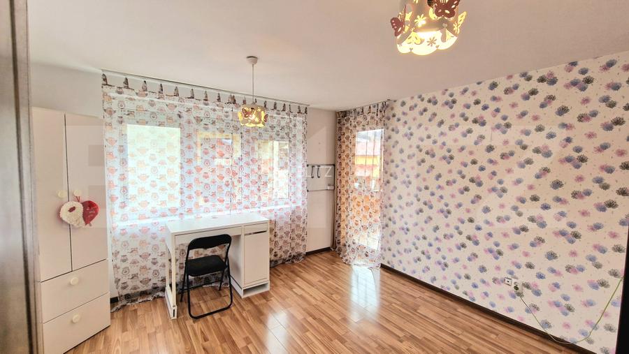 Apartament cu 3 camere, 66 mp, etajul 1, parcare cu CF, balcon, Sub Cetate - 2