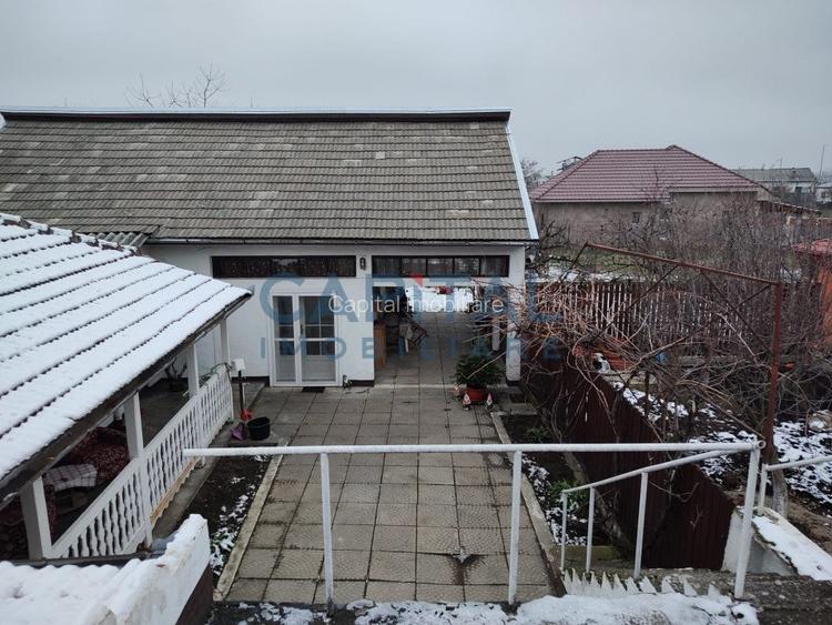 Casa cu mansarda, 7 camere, anexe, Sanmartin - 2