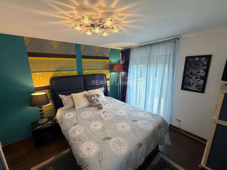 De vanzare Casă / Vilă cu 9 camere la lac cu piscina - 26