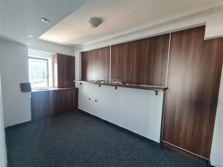 Birouri de inchiriat  de la 120 mp - mentenanta inclusa - 4