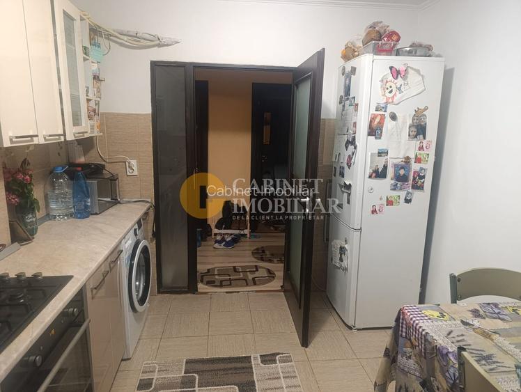 3 camere, decomandat, et. 2/4,  Gradinari,  bloc'80! - 3