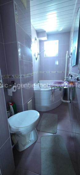 Vanzare apartament 2 camere, etaj 3 , Micro 6 Targoviste - 4
