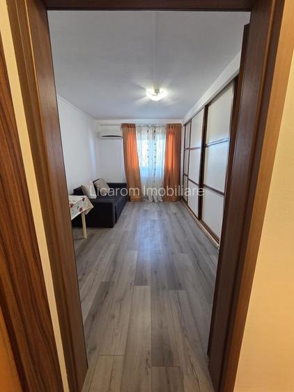 Garsoniera zona Pasaj -Coca Cola 3/4,mobilata și utilata,39500 euro. - 2