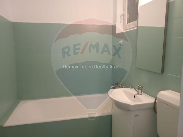 Apartament 2 camere etj 1 /10 nemobilat în zona Aurel Vlaicu - 10