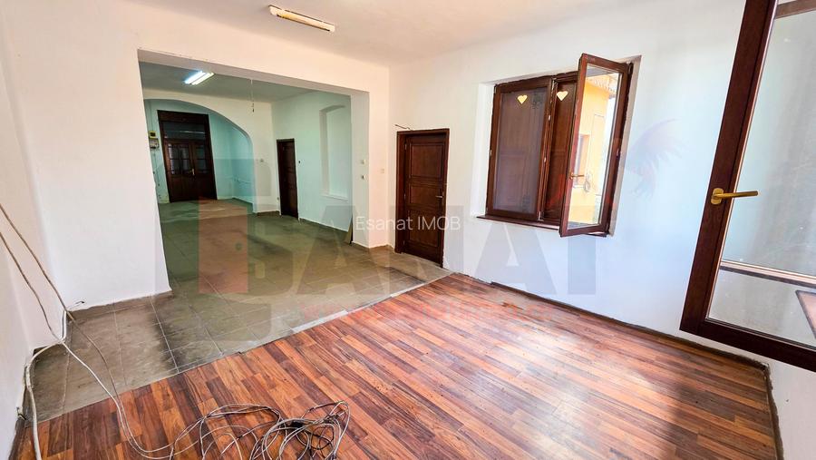 Casa + Moara + Spatiu Comercial, langa Primarie, 3 intrari |VIDEO - 25