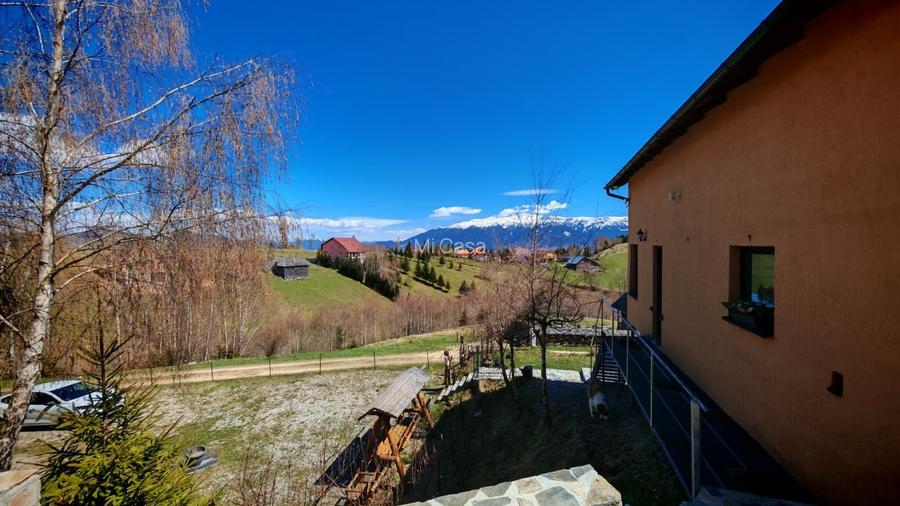 Casa / pensiune investitie sat Pestera, Moieciu, Bran - 28