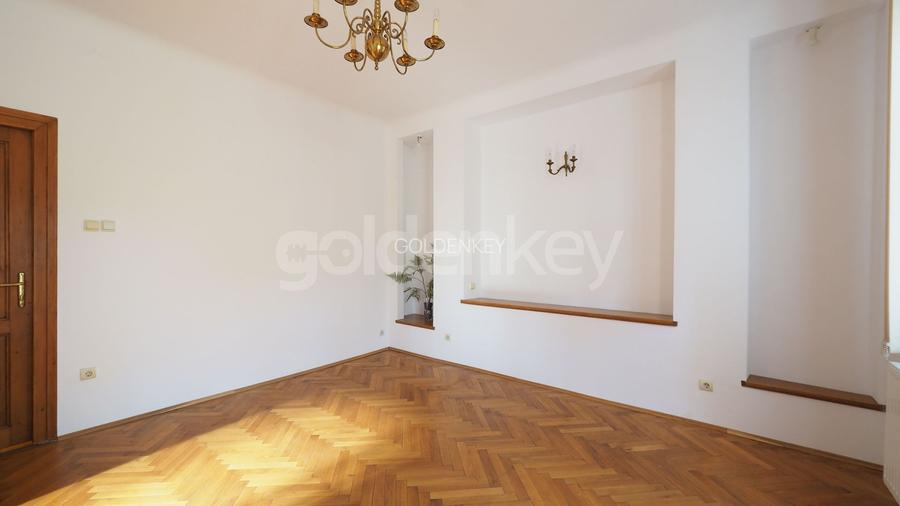 Vila nemobilata cu 4 camere si curte proprie - 8