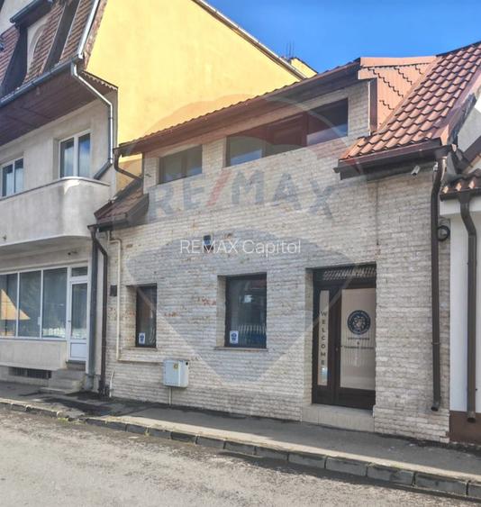 Apartament cu 4 camere de vânzare in zona centrala - 22