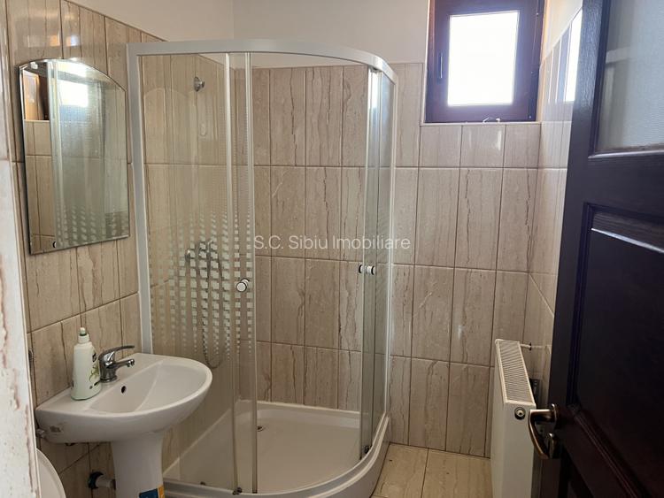 apartament doua dormitoare cu doua baii - 9