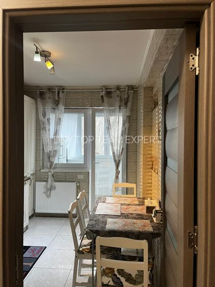 Piata Resita - apartament modern 3 camere - 4