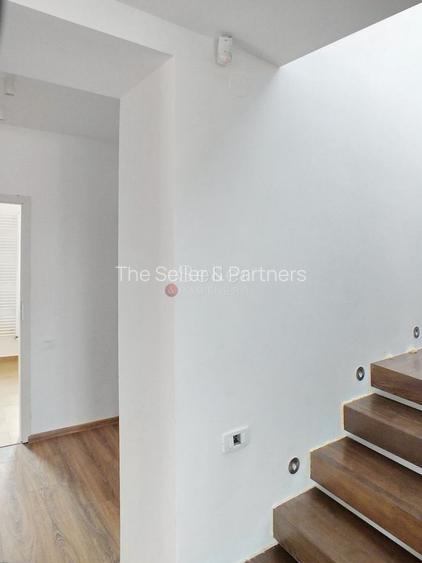 Spatiu birouri central - 6