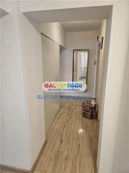 PIATA CRANGASI, METROU CRANGASI - 10