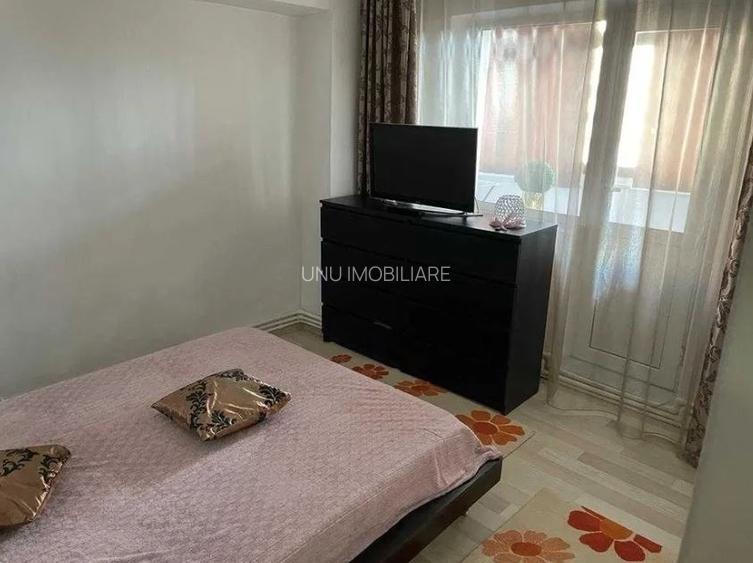 3 camere decomandat 91 mp zona Cug - 3