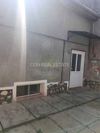 Casă 3 camere de închiriat – Piața Cluj | Curte proprie, terasă, garaj+ mansarda - 2