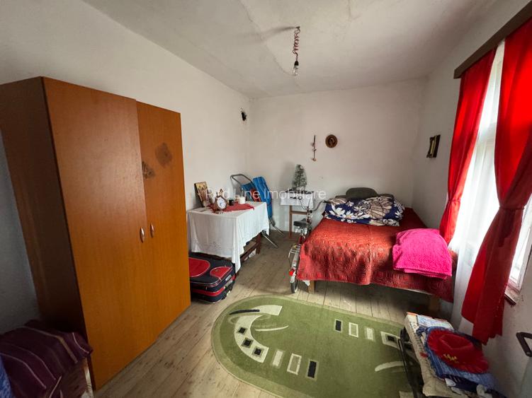 Casă cu anexe de vânzare în Sat Roșiori, Comuna Vânători, jud. Mehedinți - 2