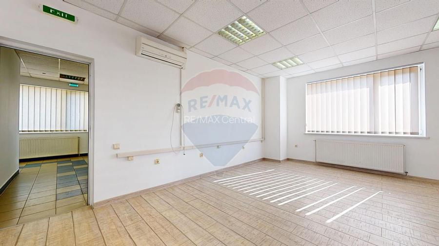 Birouri de închiriat în Brașov, Centrul Civic, clădire de birouri - 2