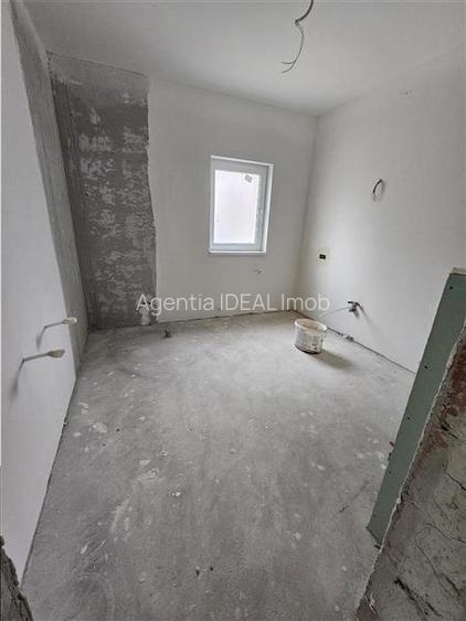 Apartament 4 Camere  + Demisol Cartier REZIDENTIAL - 2
