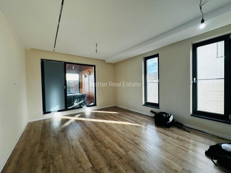 Vilă 5 camere în Berceni – 3 băi, teren 370–450 mp, disponibil imediat - 14