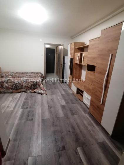 Garsoniera de inchiriat. - 2