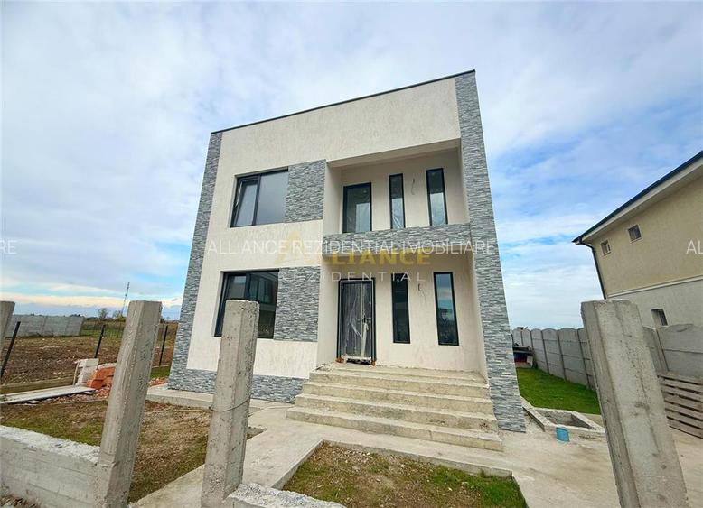 Vila individuala zona centrala / 5 Camere / 3 Bai / Teren 280 mp - 2