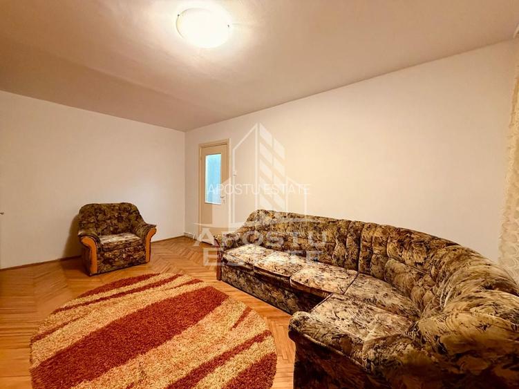 Apartament cu 3 camere, centrala proprie, zona Soarelui - 6