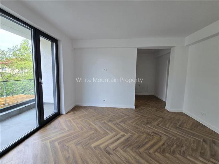 Vila noua, 5 camere, Iancu Nicolae, comision 0% - 6