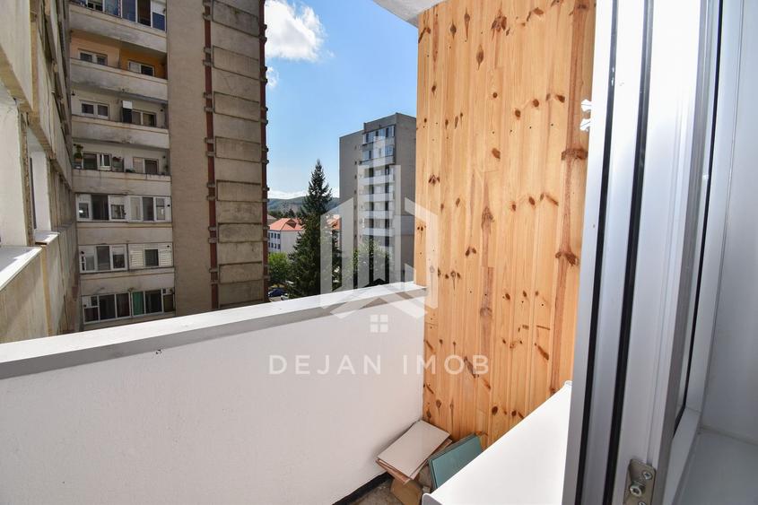 Apartament cu 3 camere | 67 mp | Zona Simeria