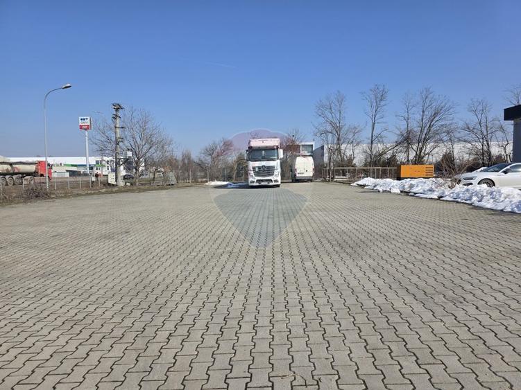 DE VANZARE Spațiu industrial | Teren 18.700 MP