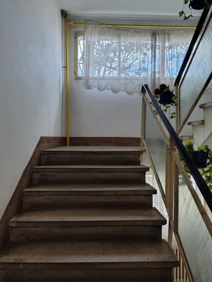Vanzare 3 camere   Zona Giurgului  Strada Spinis Decomandat
