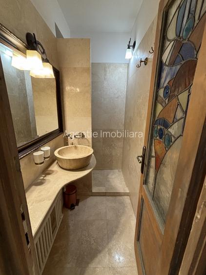 3 Camere - Centrul Vechi - Strada Doamnei - Centrala Imobil - Terasa 20 mp - 13