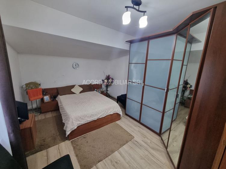 Bratianu  -casa cu deschidere pe colt - 15