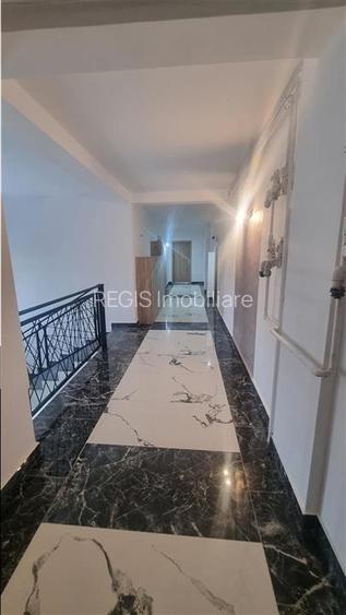 Penthouse de 2.5 camere zona Tractorul - 14
