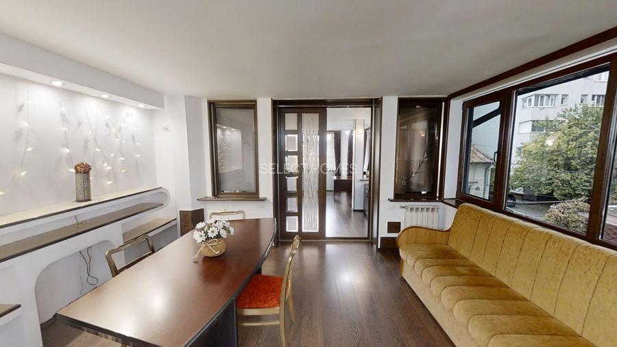 Apartament 5 camere de inchiriat in vila zona *Banu Manta* Tur virtual - 2