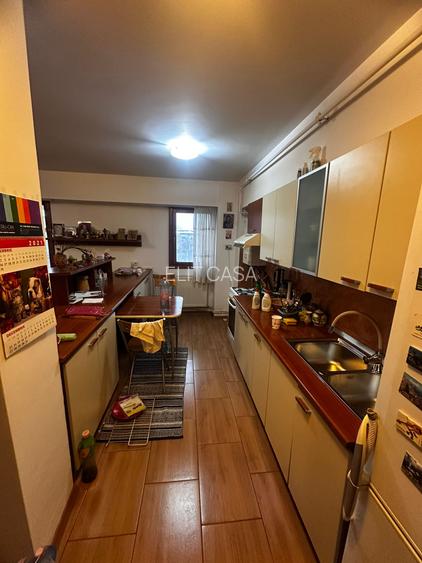 Apartament cu 2 camere, decomandat,  zona Galata - 4