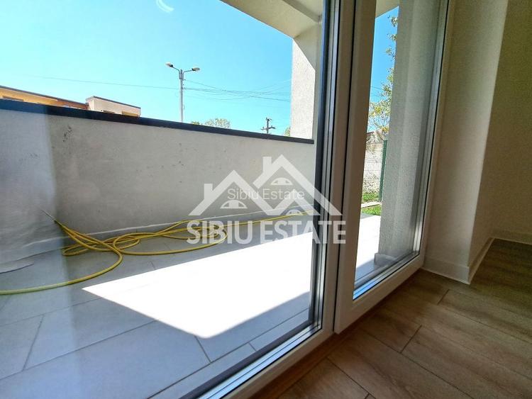 Apartament cu gradina si terasa, NOU 2 bai - 11