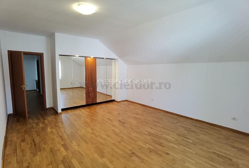 Vila Individuala cu Piscina in zona Iancu Nicolae - 13