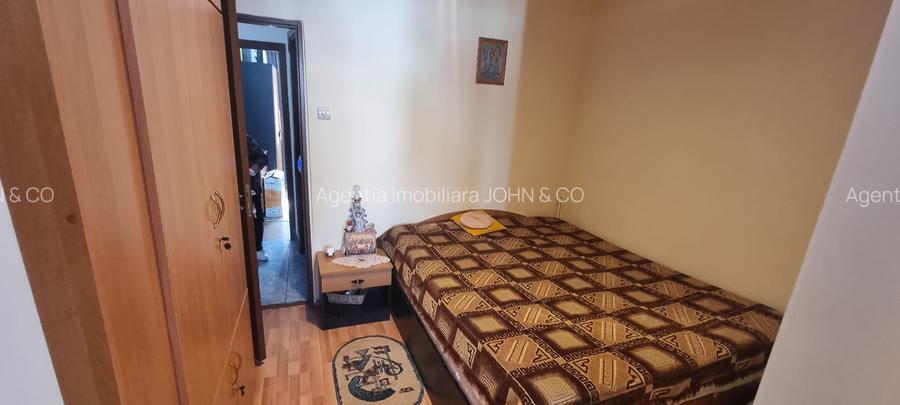 Vand apartament 4 cam. ,Topoloveni, etaj 1, ultracentral, langa Profi - 8