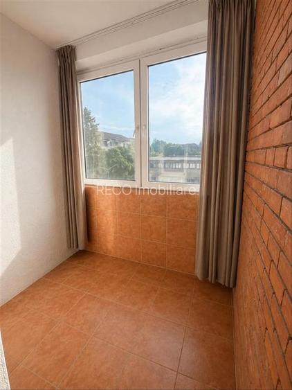RECO Apartament cu o camera Oradea -Cantemir etaj 3 - 4