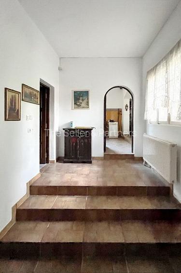 Casă spațioasă cu 2 corpuri și teren generos – zona Bunloc - 2