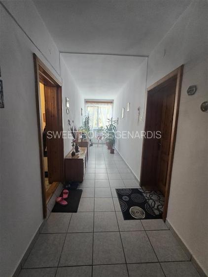 Apartament Primitor cu Vedere spre Piatra Craiului - Zarnesti - 5