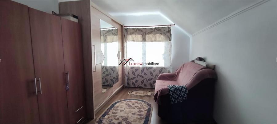 Comision 0%! Locul unde confortul devine acasa! Casa insiruita spatioasa zona Fl - 8
