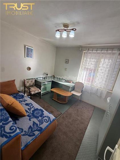 2 camere l Horea l Balcon l Garaj | Etaj intermediar - 2