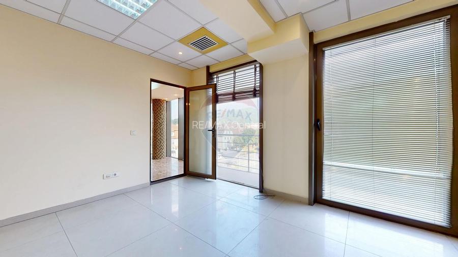 Birouri de închiriat în Brașov, lângă Aula Universității Transilvania - 13