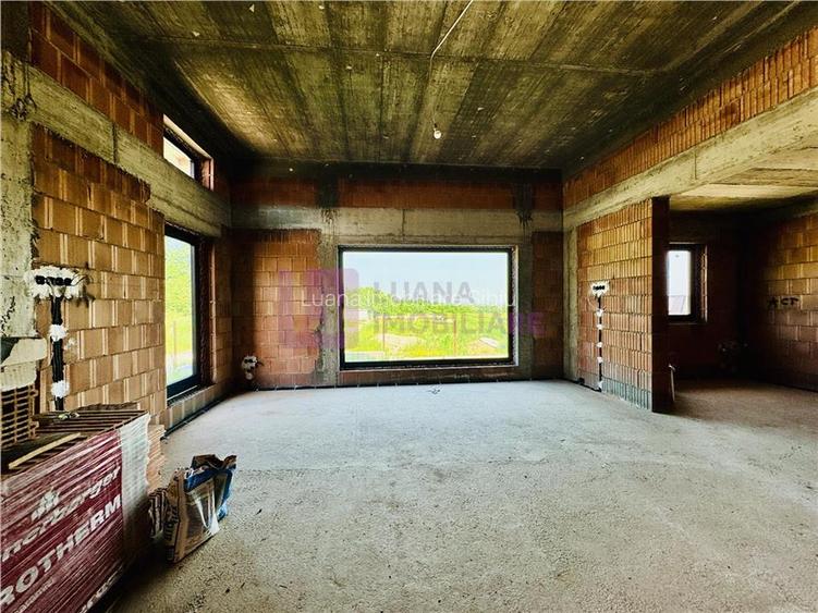 Casa Calea Cisnadiei | NOUA | pe un singur nivel | front dublu - 4