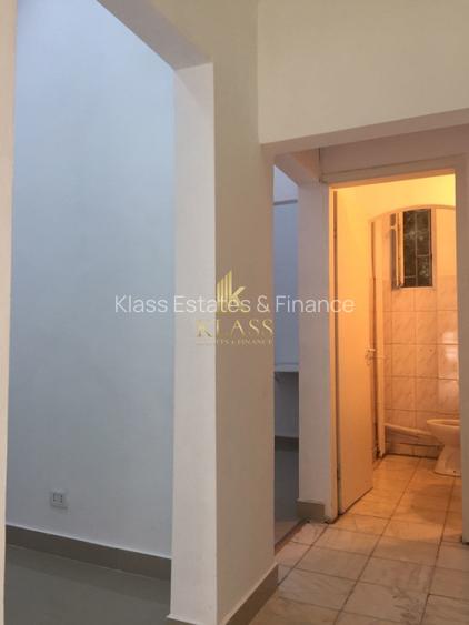 spatiu comercial  de inchiriat  in zona Stefan cel Mare - 8